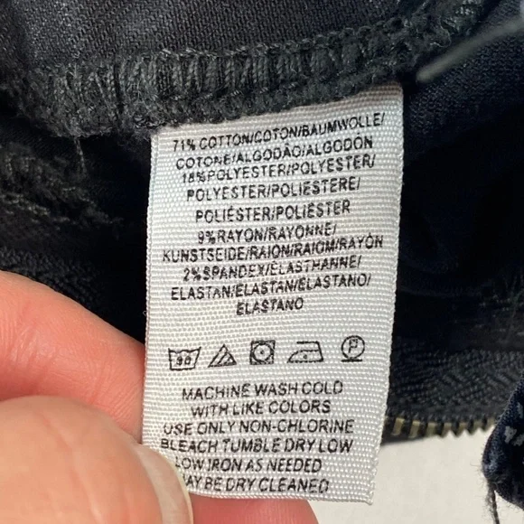 FREE PEOPLE We the free Flared bottom 9.5” rise in worn black size 25 - Picture 7 of 7